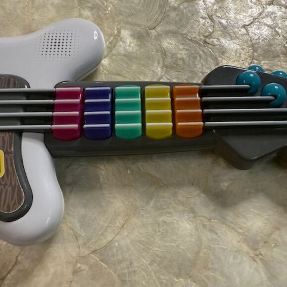 Sesame Street Elmo Guitar Lights and Sounds Rock n Roll - Picture 4 of 5